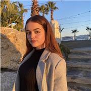 Maestra con conocimientos de inglés y aprendizaje musical, además de historia y lengua castellana